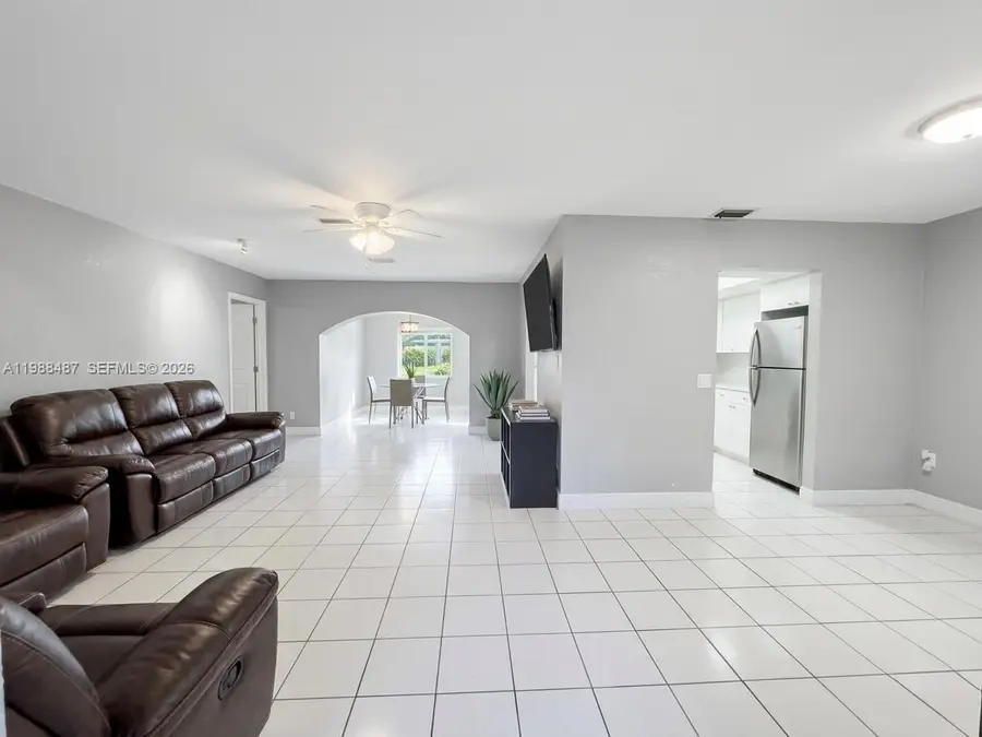 2498 NW 98th Ln, Sunrise, FL 33322 - #3