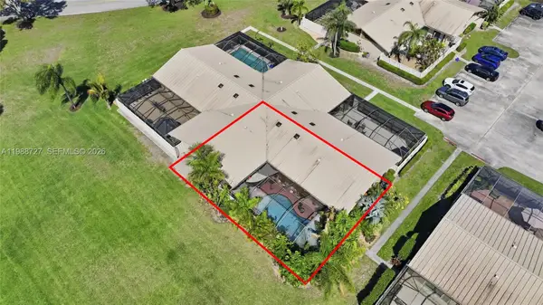 5644 Eagle Lake Dr, Palm Beach Gardens, FL 33418