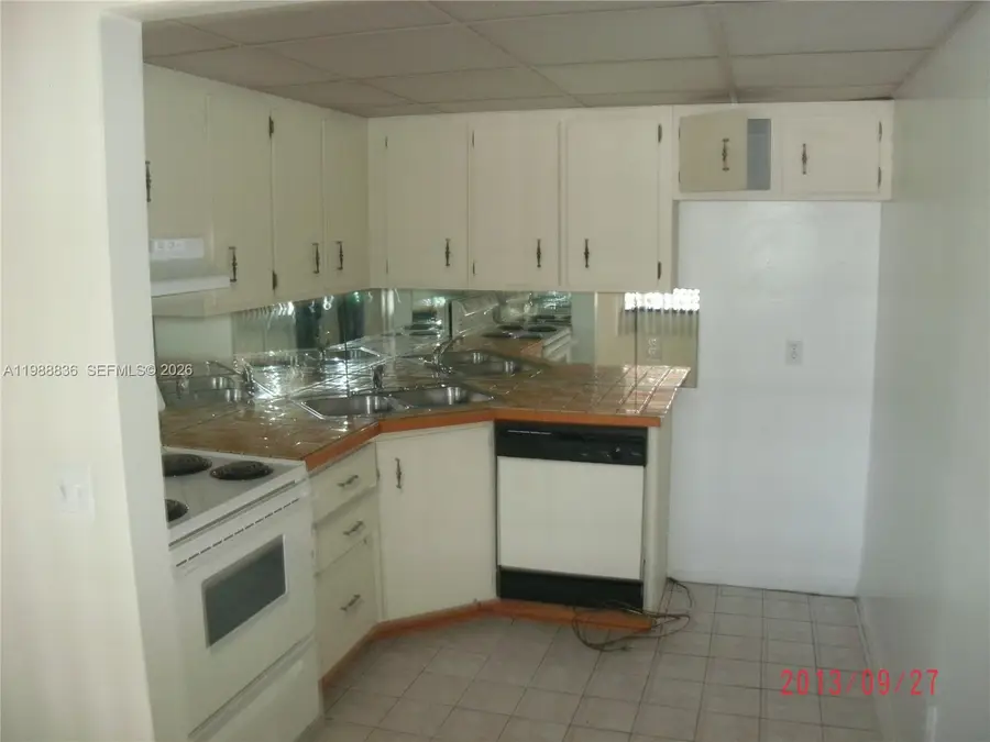 1409 Lake Ave #5, Lake Worth, FL 33460 - #2