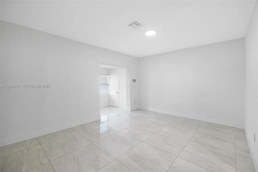 529 NW 42nd St, Miami, FL 33127 - #2