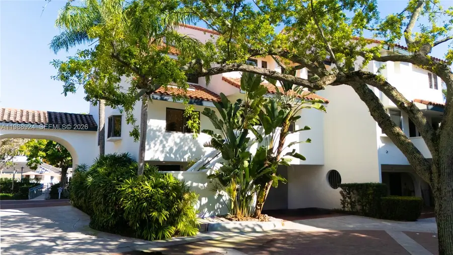 2000 S Bayshore Dr #24, Miami, FL 33133 - #3