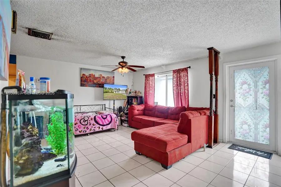 1157 NW 45th Ave, Lauderhill, FL 33313 - #3