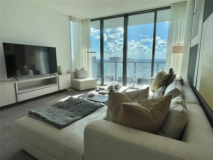 88 SW 7th St #2404, Miami, FL 33131 - #3