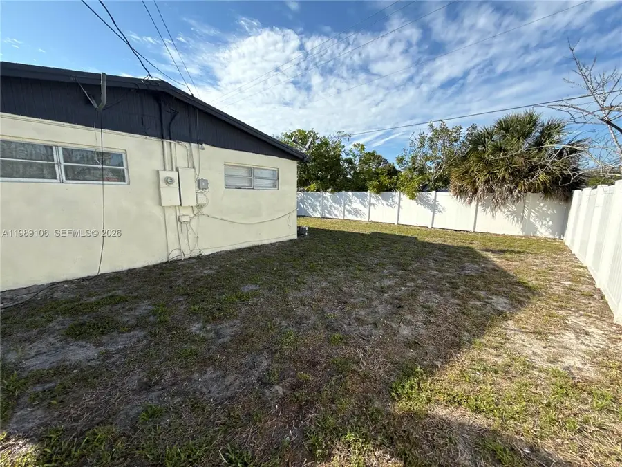 2220 NE 3rd Ave, Pompano Beach, FL 33060 - #2