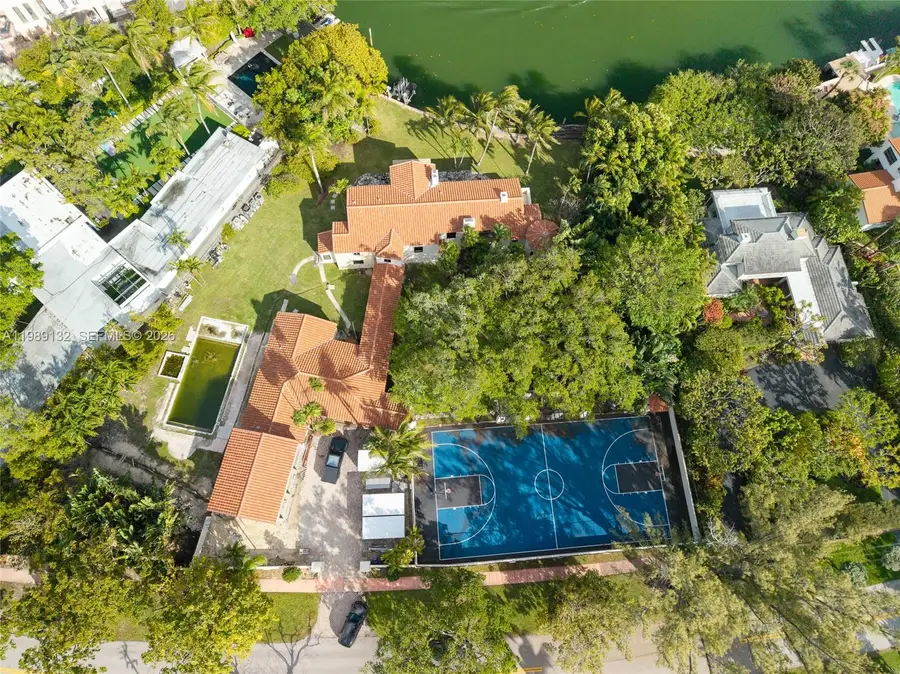 5005 Lakeview Dr, Miami Beach, FL 33140 - #3