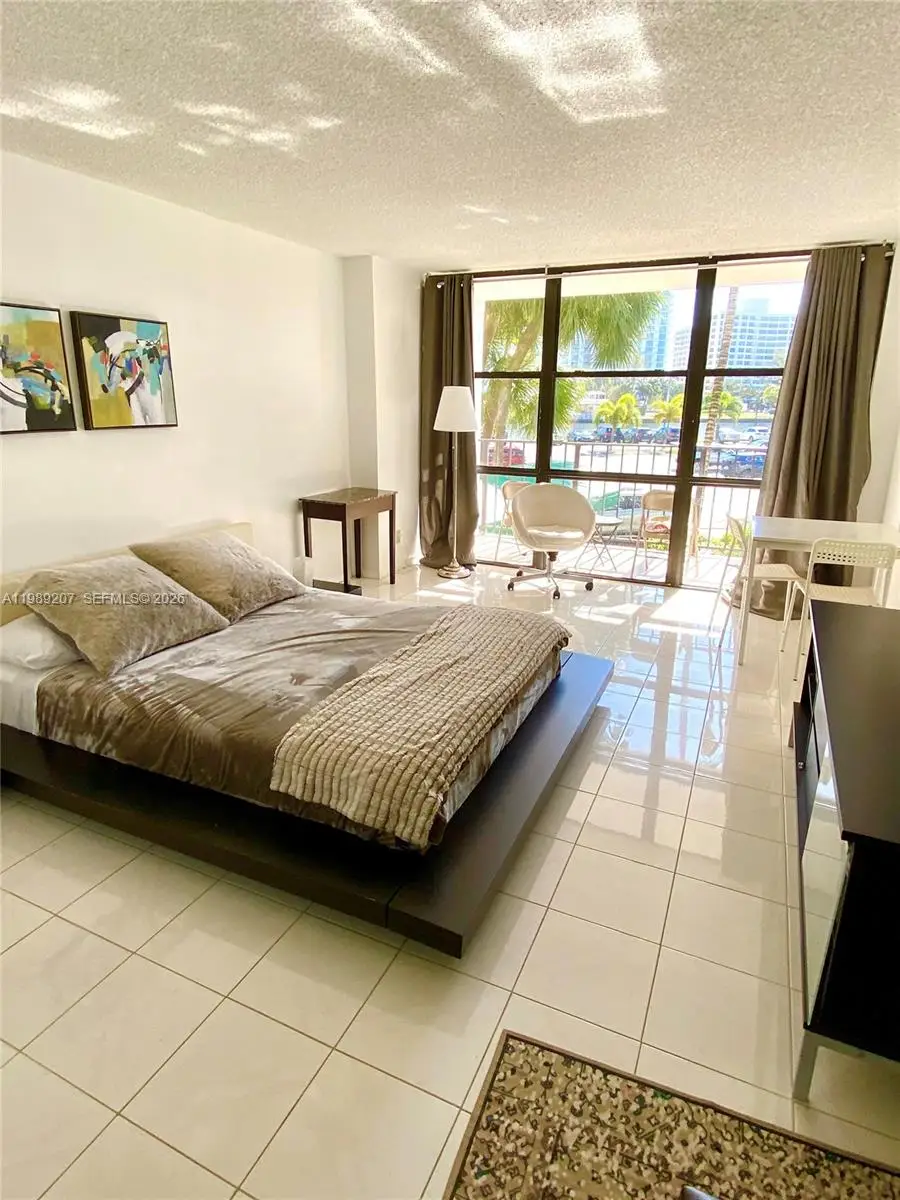 800 Parkview Dr #222, Hallandale Beach, FL 33009 - #3