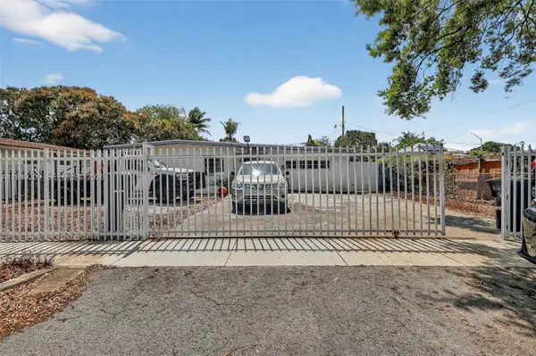 1680 NW 122nd St, North Miami, FL 33167