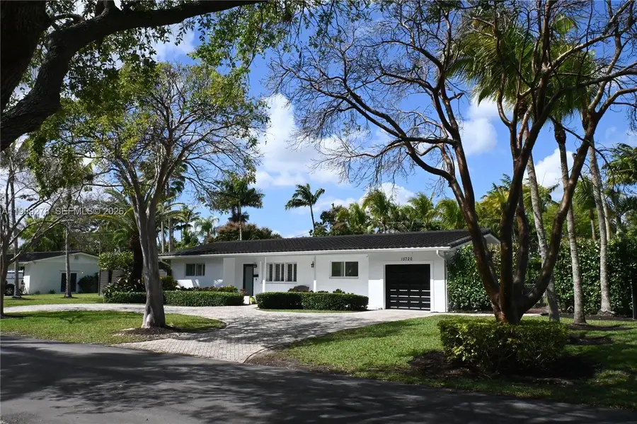 15720 SW 87th Ct, Palmetto Bay, FL 33157 - #2
