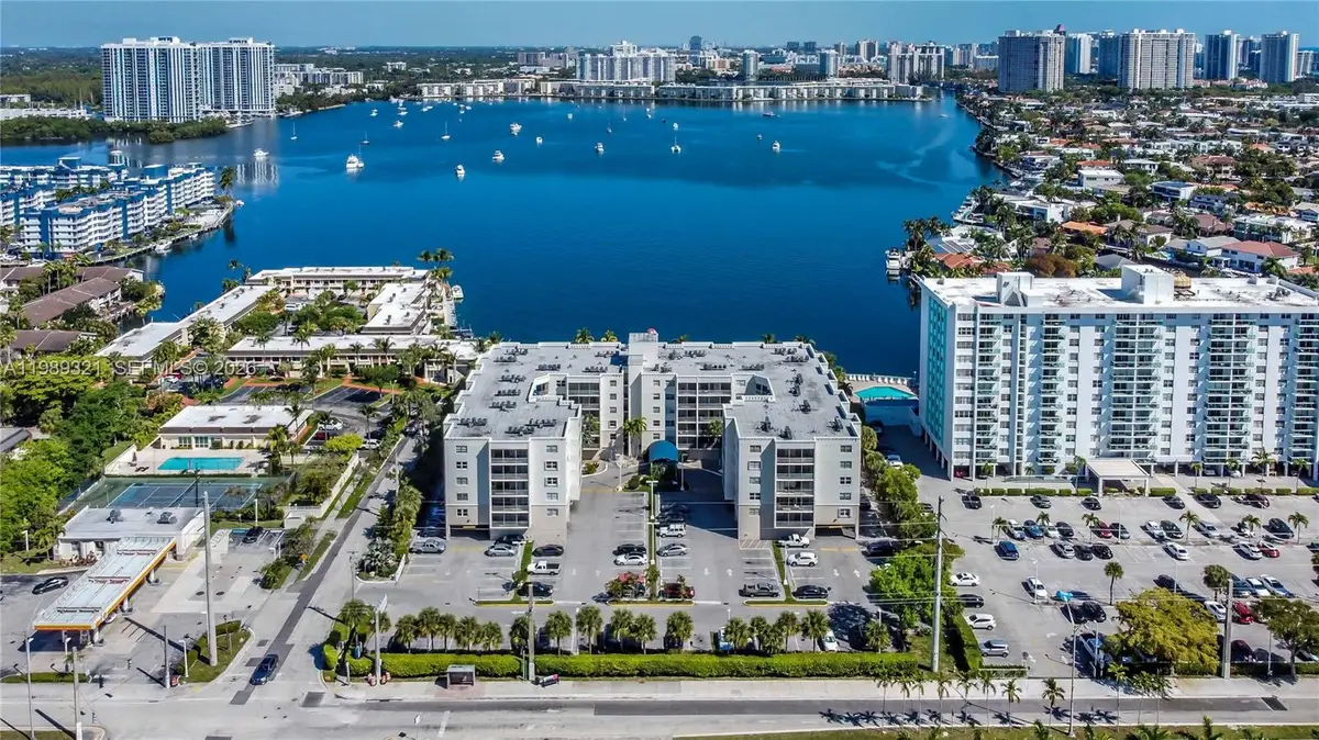2821 N Miami Beach Blvd #2K, North Miami Beach, FL 33160 - #1