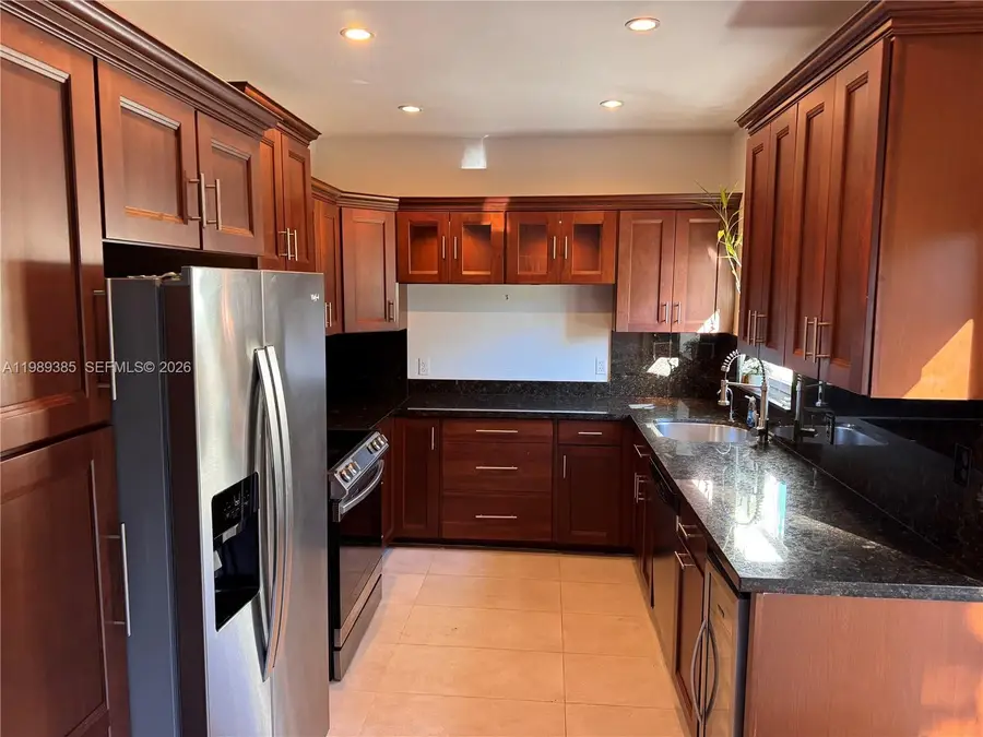 820 SW 26th St, Fort Lauderdale, FL 33315 - #2