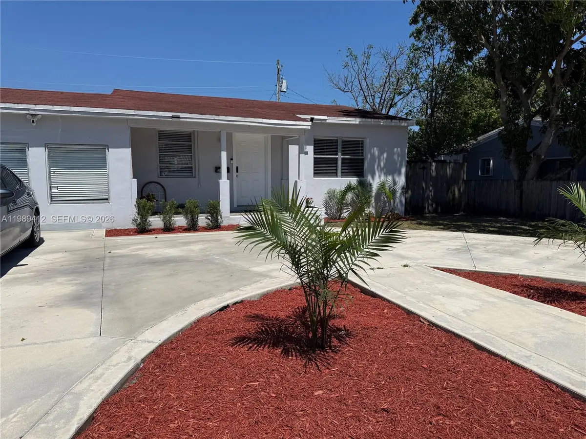 2533 Wiley St, Hollywood, FL 33020 - #1