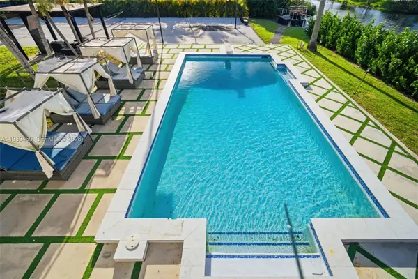 2201 SW 115th Ter, Davie, FL 33325