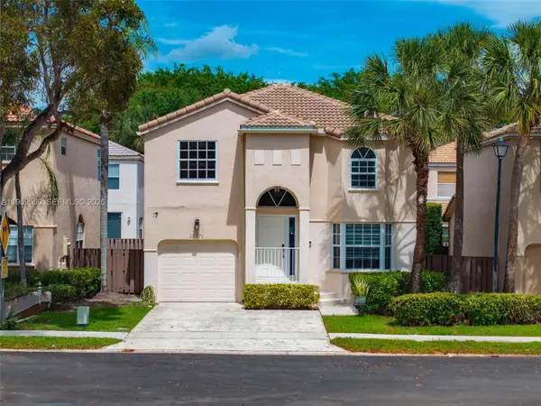 10971 NW 12th Pl, Plantation, FL 33322