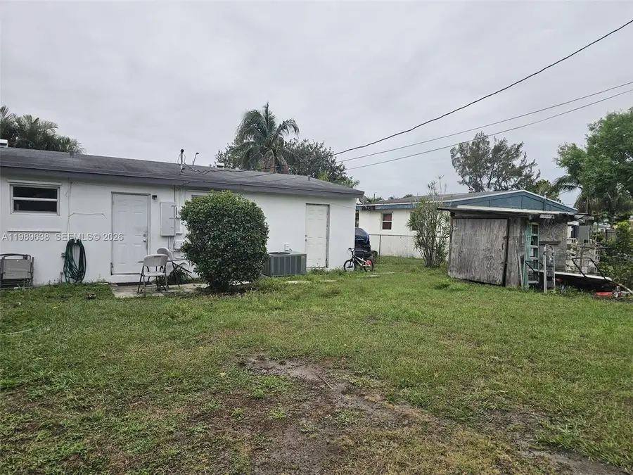 569 Tallulah Rd, Seminole Manor, FL 33462 - #3