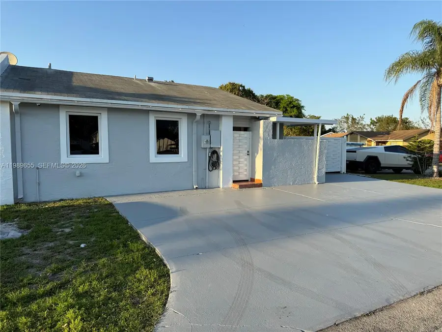 5211 NW 196th Ter, Miami Gardens, FL 33055 - #2