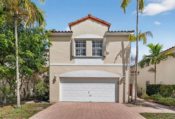 12289 NW 1st St, Plantation, FL 33325