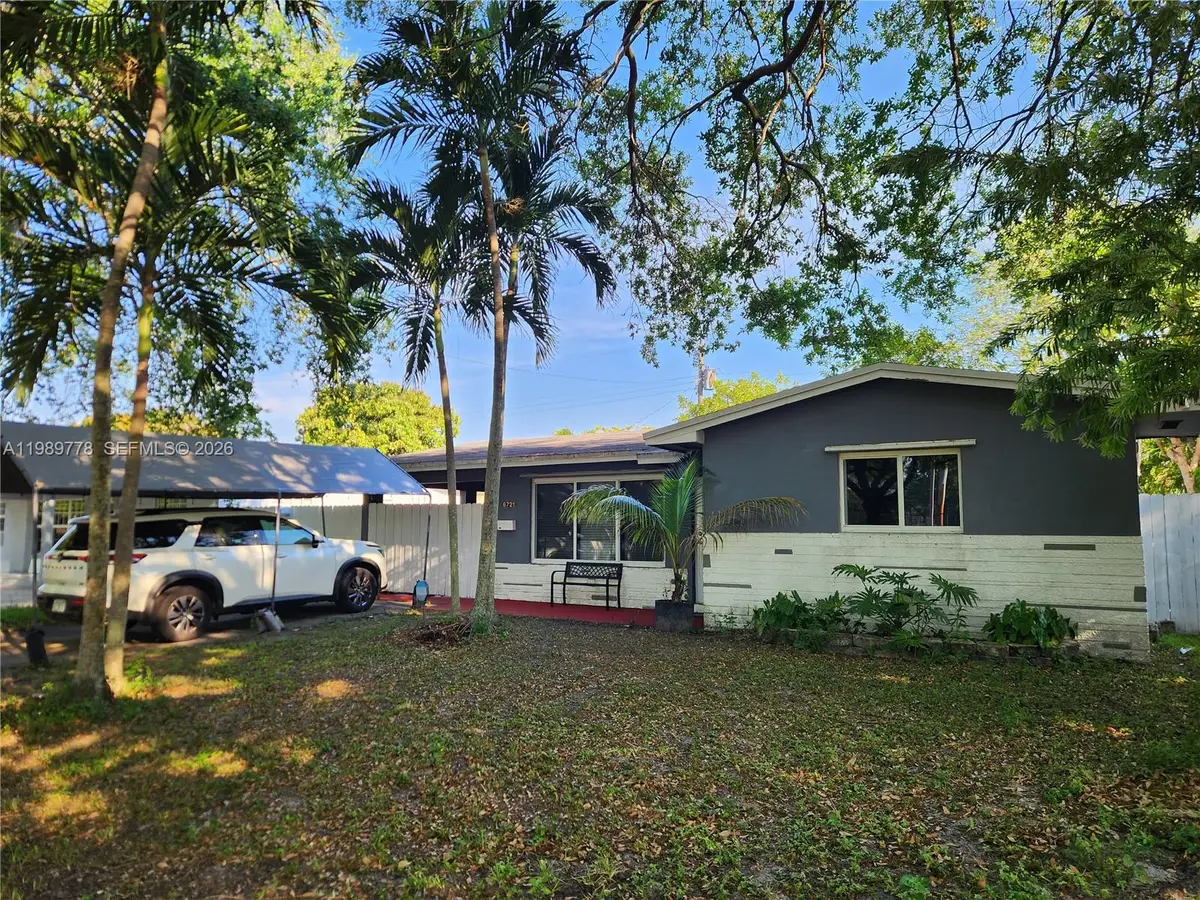 6721 Garfield St, Hollywood, FL 33024 - #1