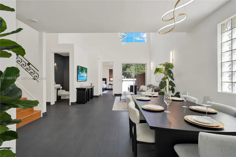 1251 Hayes St, Hollywood, FL 33019 - #2