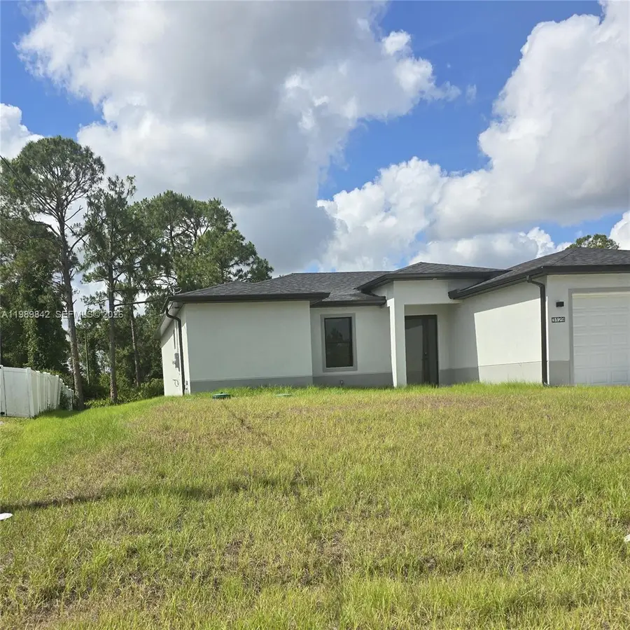 2914 67th St W, Lehigh Acres, FL 33971 - #2