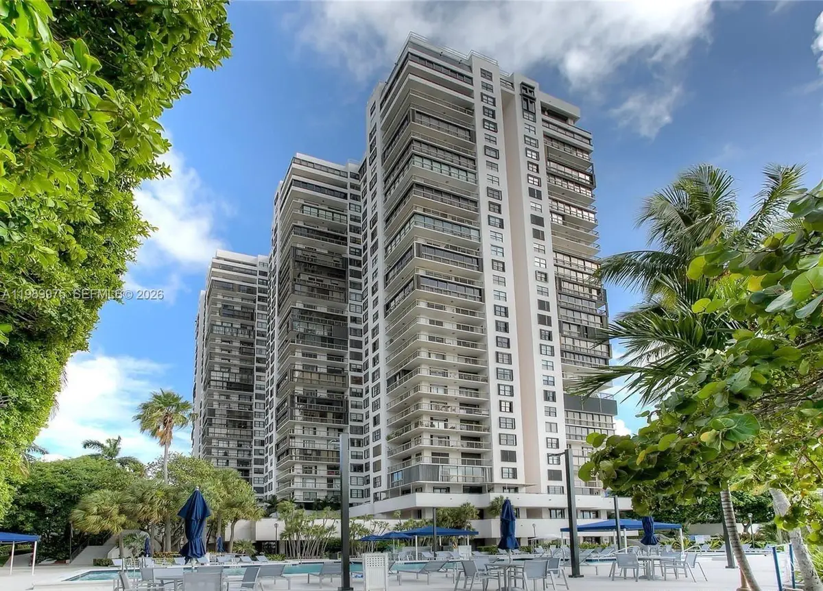 2333 Brickell Ave #2614, Miami, FL 33129 - #1
