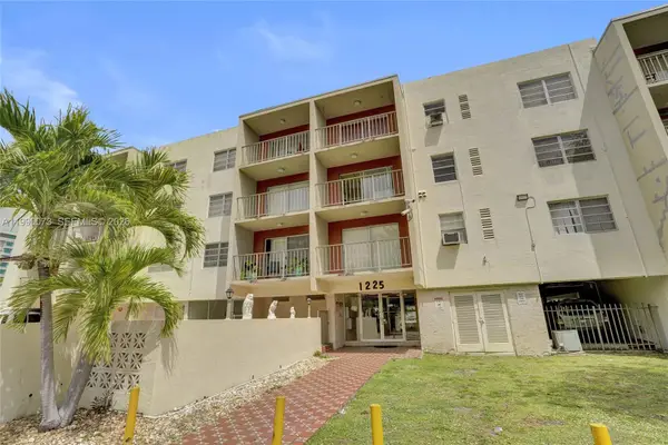 1225 NE 124th St #49C, North Miami, FL 33161