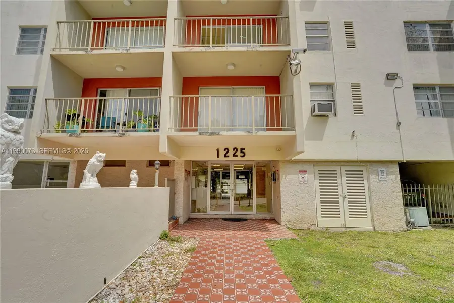 1225 NE 124th St #49C, North Miami, FL 33161 - #2