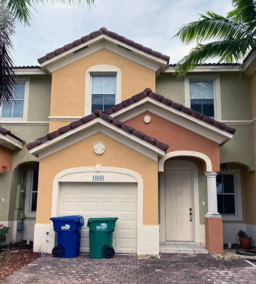 16649 SW 80th Ter, Miami, FL 33193 - #1