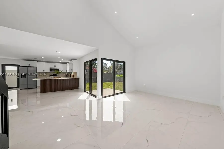 10510 SW 148th Ave Dr, Miami, FL 33196 - #3