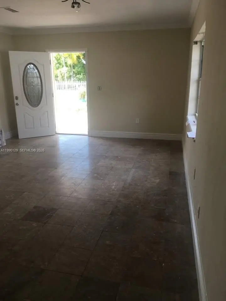 625 E 8th Ct, Hialeah, FL 33010 - #3