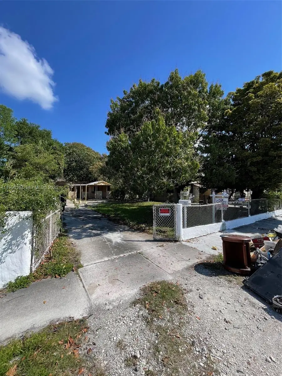 43 NW 58th St, Miami, FL 33127 - #2