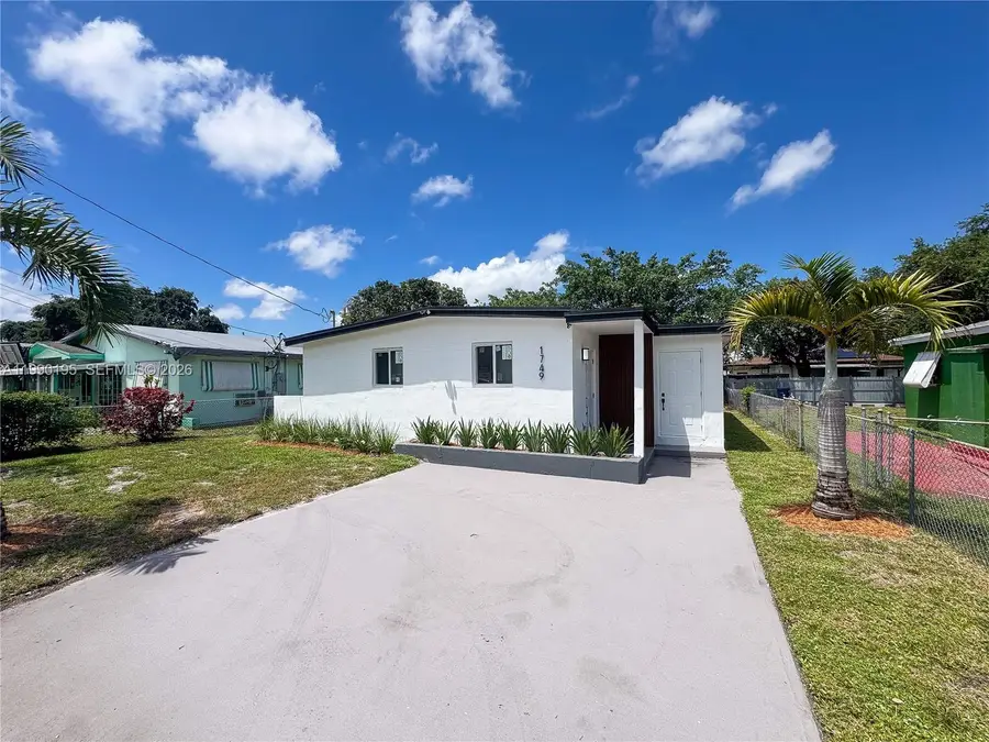 1749 NW 152nd St, Miami Gardens, FL 33054 - #2