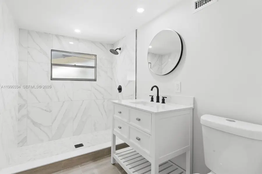 812 32nd St, West Palm Beach, FL 33407 - #3