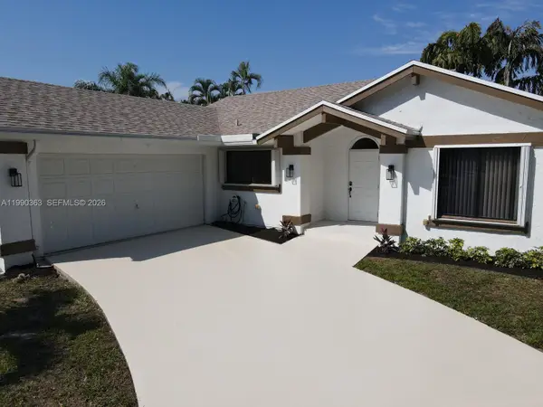 9596 Everglades Park Ln, Boca Raton, FL 33428