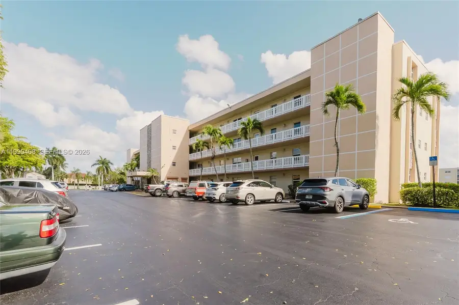 424 SE 10th St #204, Dania Beach, FL 33004 - #3