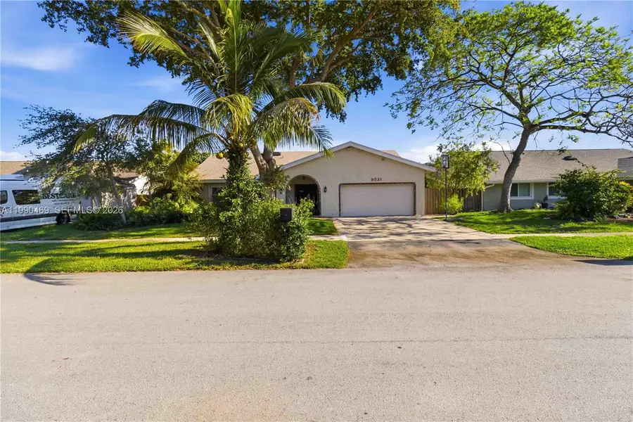 9521 NW 31st Pl, Sunrise, FL 33351 - #2