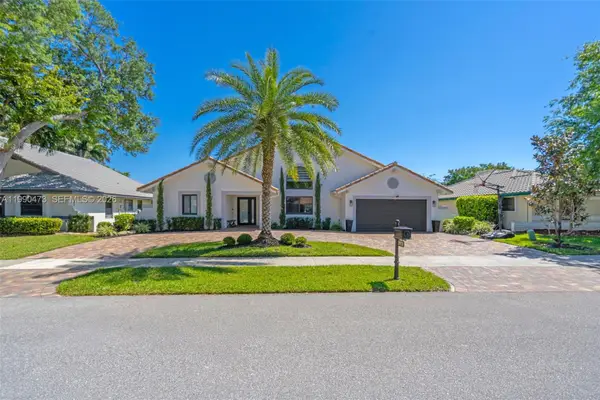 2920 Old Orchard Rd, Davie, FL 33328