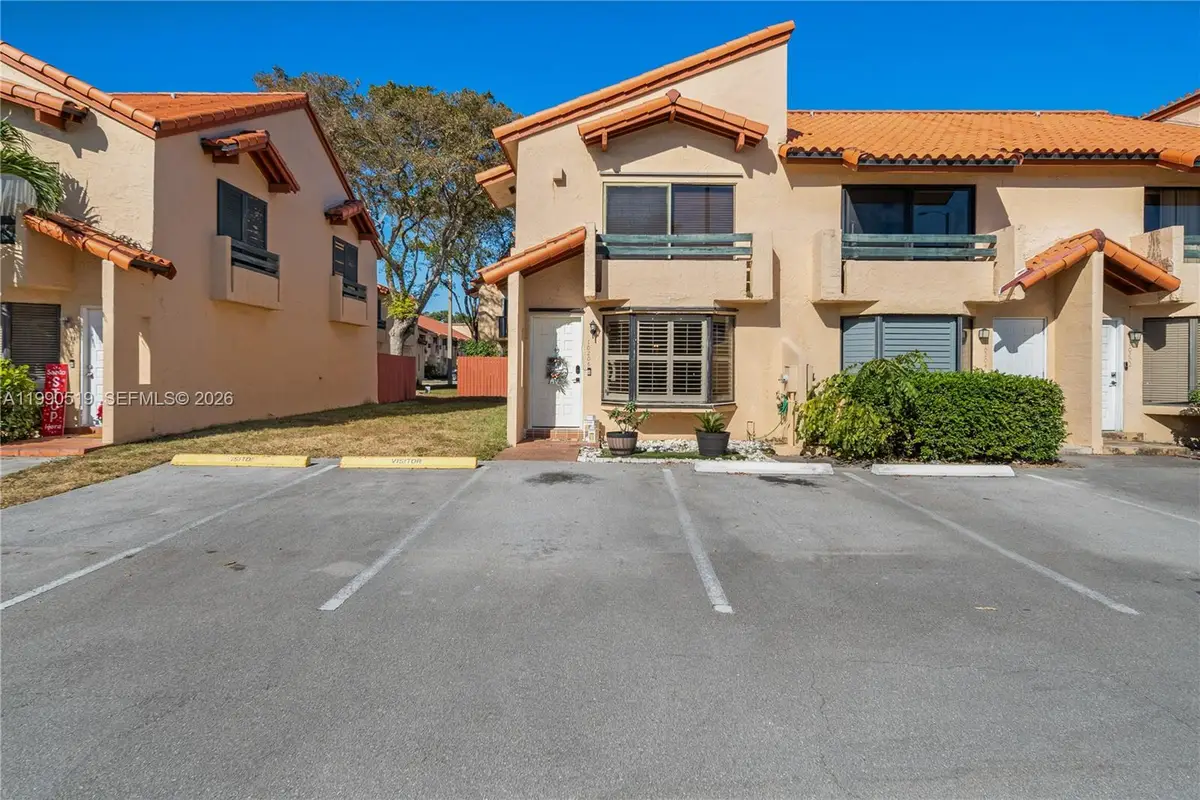 10206 SW 77th Ct, Miami, FL 33156 - #1