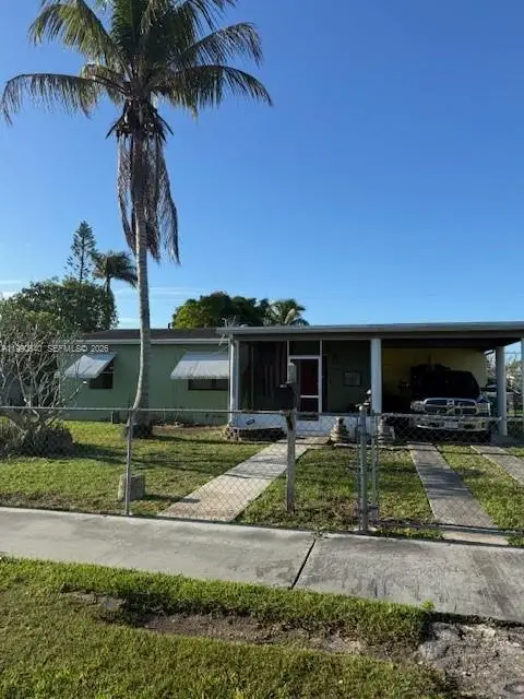 1570 NE 15th St, Homestead, FL 33033