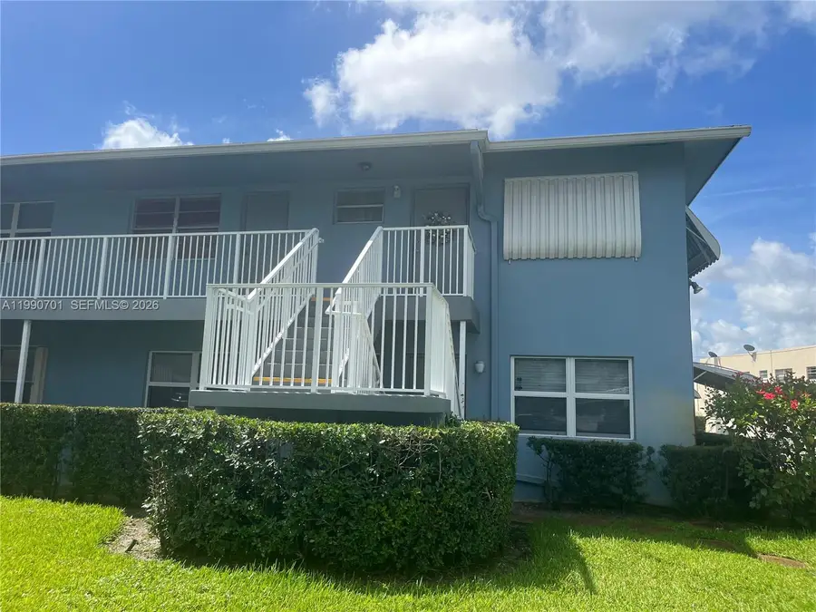 3856 S Cir Dr #6, Hollywood, FL 33021 - #2