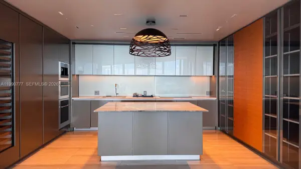 18975 Collins Ave #2500, Sunny Isles Beach, FL 33160