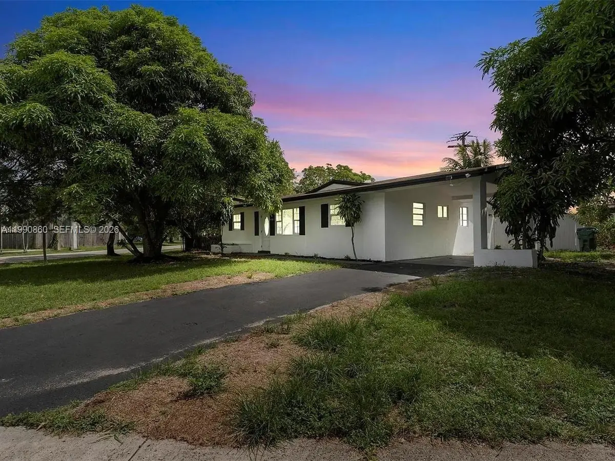 4900 NW 14th St, Lauderhill, FL 33313 - #1