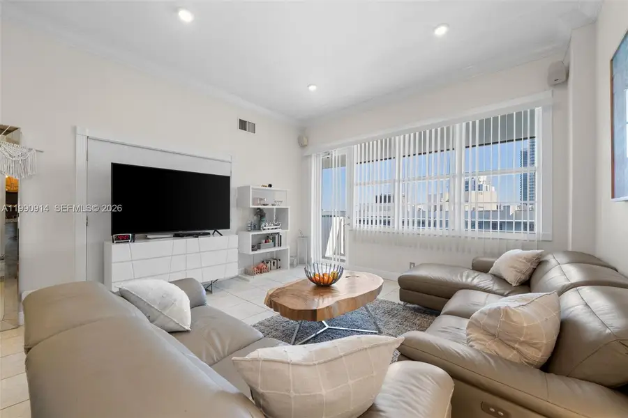 3725 S Ocean Dr #PH18, Hollywood, FL 33019 - #3