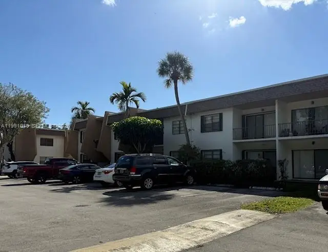 Address Withheld By Seller, Pinecrest, FL 33156 - #2