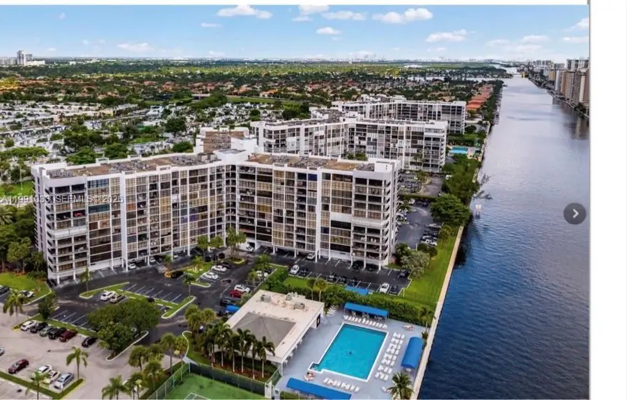 600 Parkview Dr #717, Hallandale Beach, FL 33009 - #2