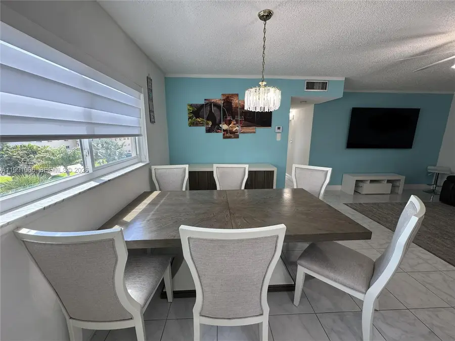 5300 Washington St #V407, Hollywood, FL 33021 - #2