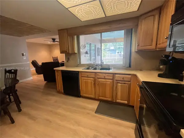 5171 SW 20th St, Plantation, FL 33317