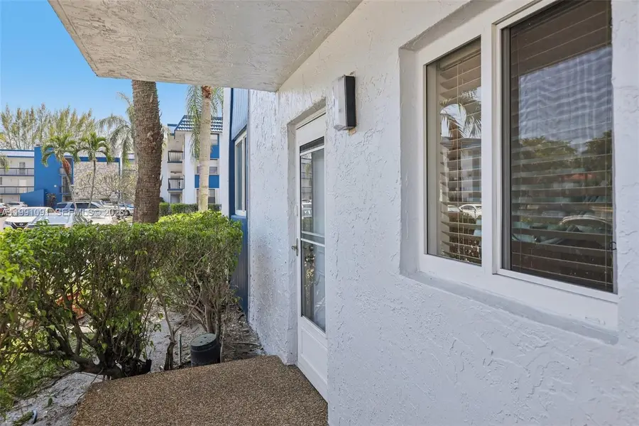 3050 N Holiday Springs Blvd #101, Margate, FL 33063 - #2