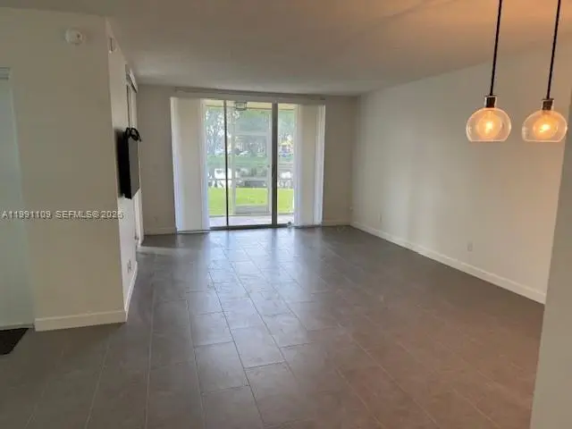 9330 Lagoon Pl #109, Davie, FL 33324 - #3