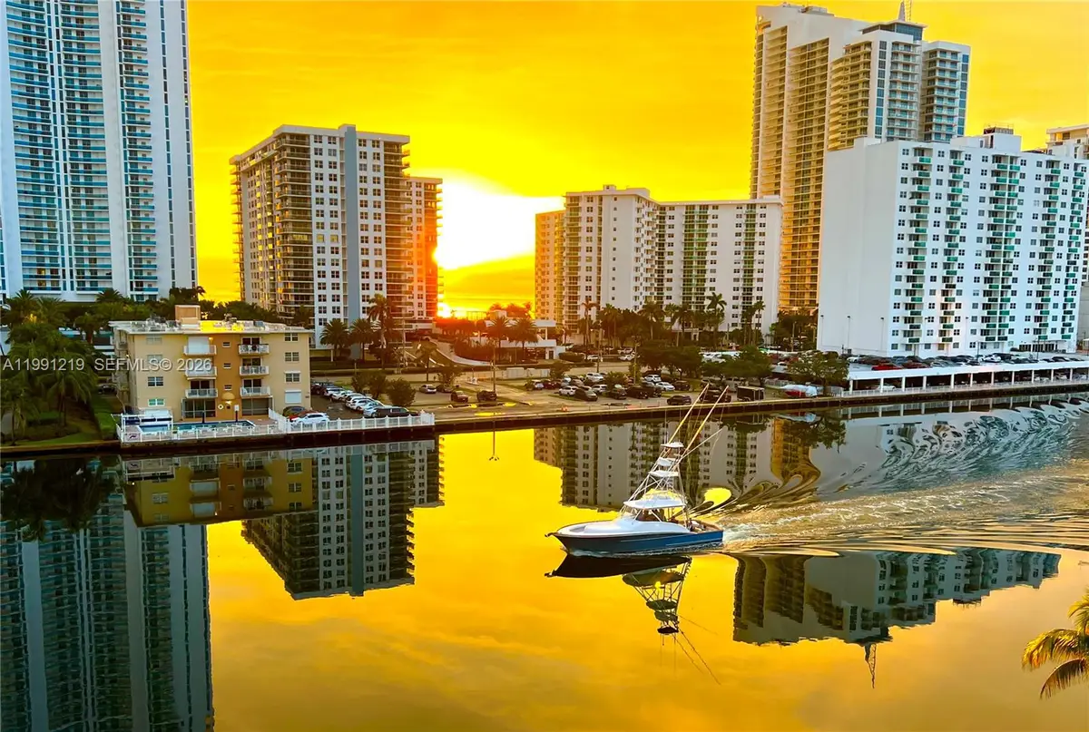 1000 Parkview Dr #720, Hallandale Beach, FL 33009 - #1