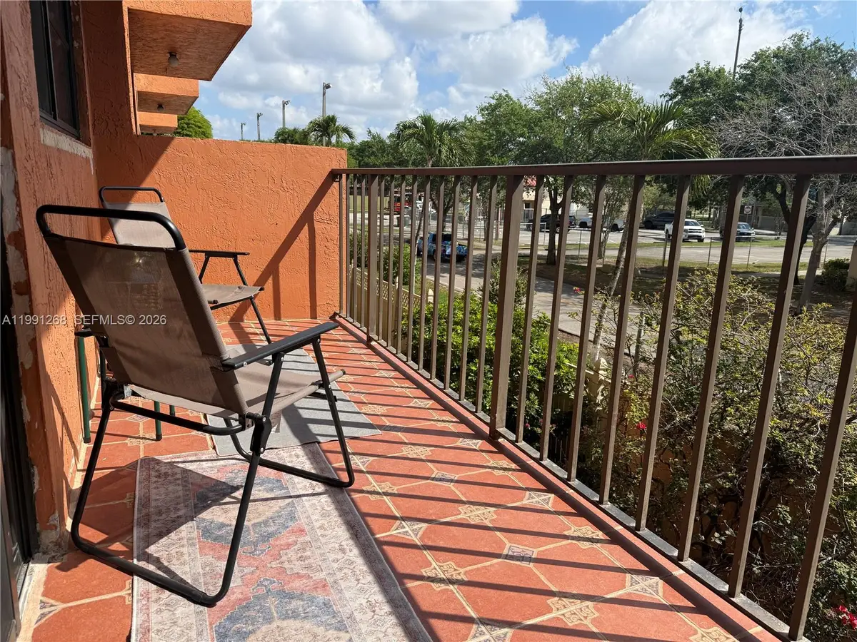 1800 W 54th St #108, Hialeah, FL 33012 - #1